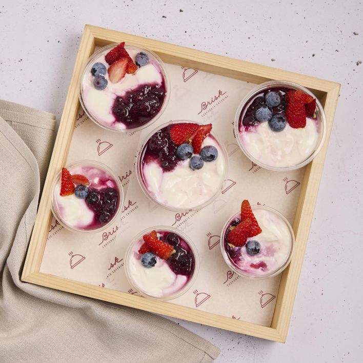 Greek Yoghurt w Berry Compote