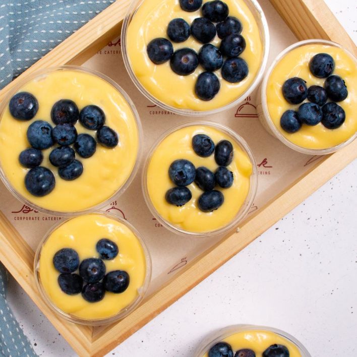 Lemon & Blueberry Overnight Oats