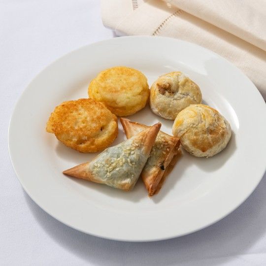 Meat Appetizer Plate (M) China - HOT MEAL / dbl. WRAPPED IN FOIL FOR ON-SITE HEATING