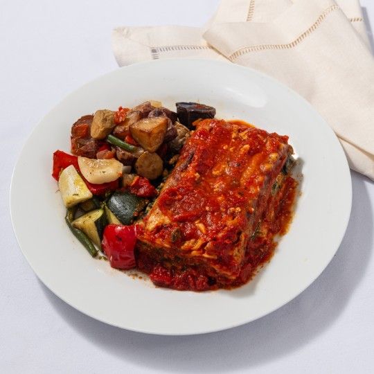 Spinach Lasagna (D) China - HOT MEAL / dbl. WRAPPED IN FOIL FOR ON-SITE HEATING