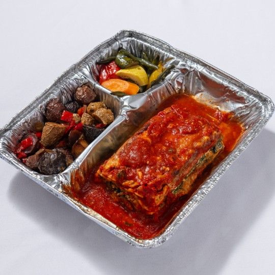 Spinach Lasagna (D) Plastic - HOT MEAL / dbl. WRAPPED IN FOIL FOR ON SITE HEATING