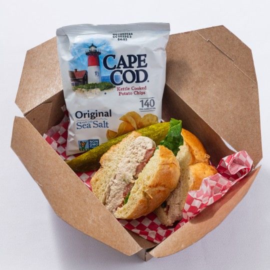 Tuna Salad Sandwich Boxed Meal (P)