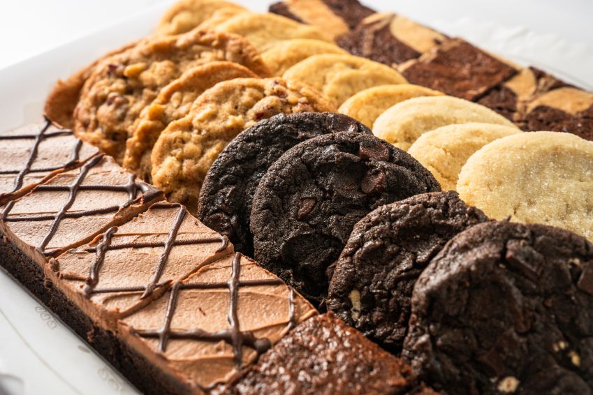 Assorted Cookies & Brownies (P)