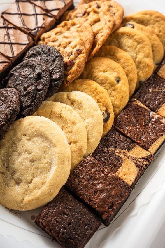 Assorted Cookies & Brownies (P)