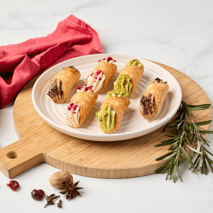 Christmas Cannoli Selection