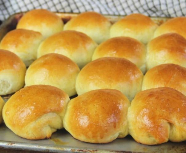 FRESH BAKED DINNER ROLLS