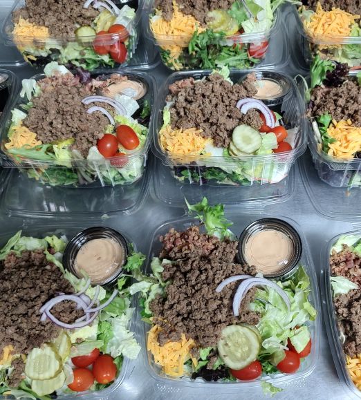 BACON CHEESEBURGER SALAD