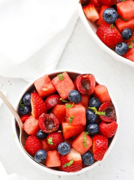 FRESH FRUIT SALAD