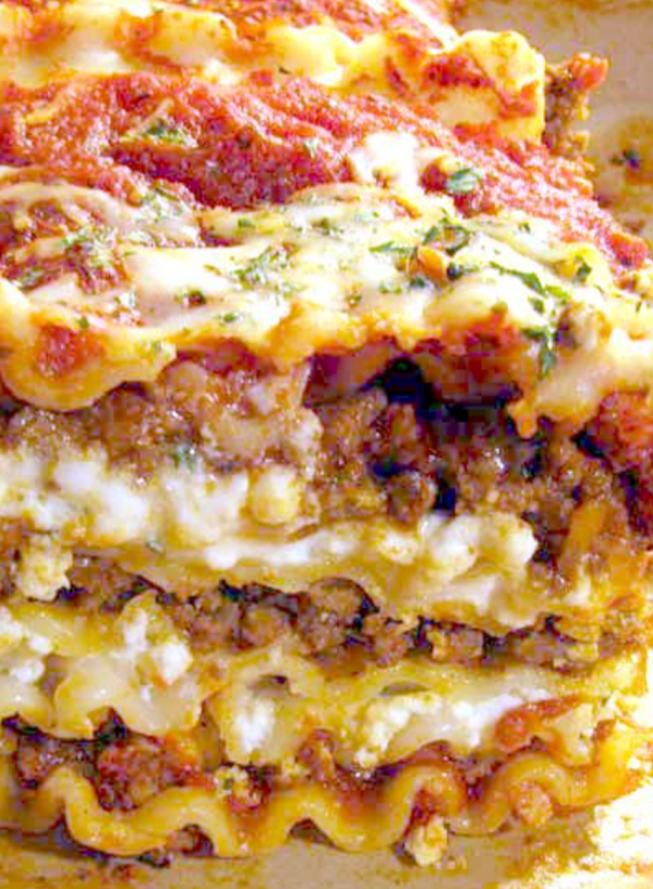 Lasagna w/ Meat Sauce - Pan