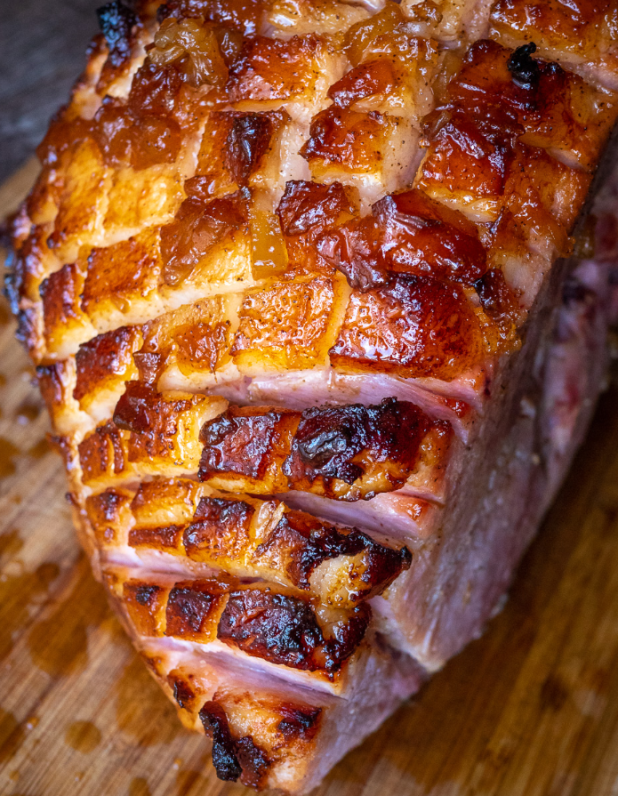 BROWN SUGAR PINEAPPLE BAKED HAM