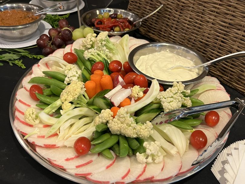 Basic Platter Package - Minimum 20 ppl