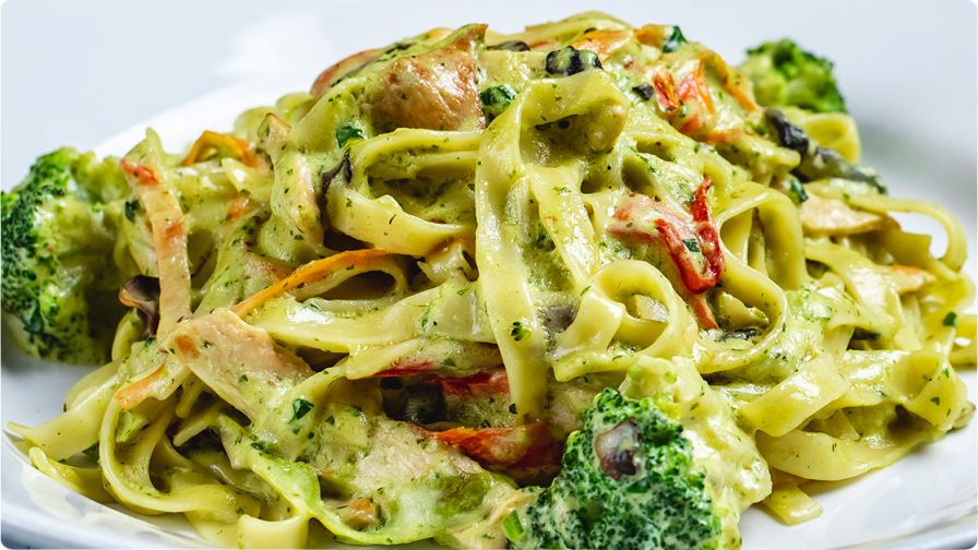 Fresh Pesto Chicken Tagliatelle