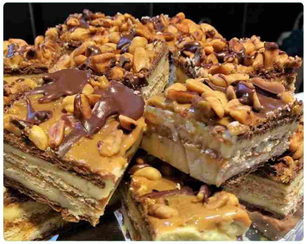Premium Homemade Snickers Biscuit Cake (Individual)