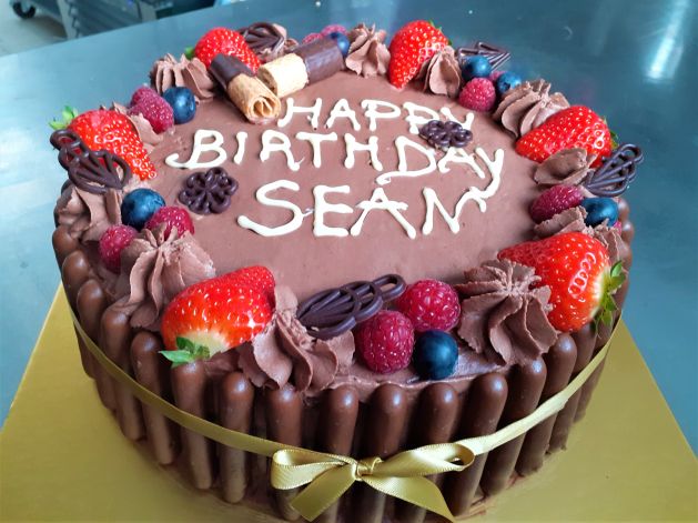 Deluxe Chocolate Cream Cake
