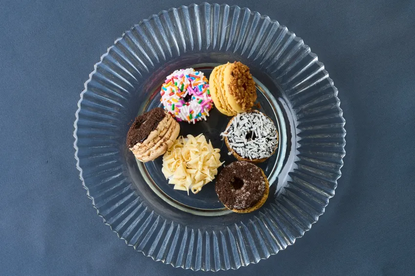 Macaron Donuts