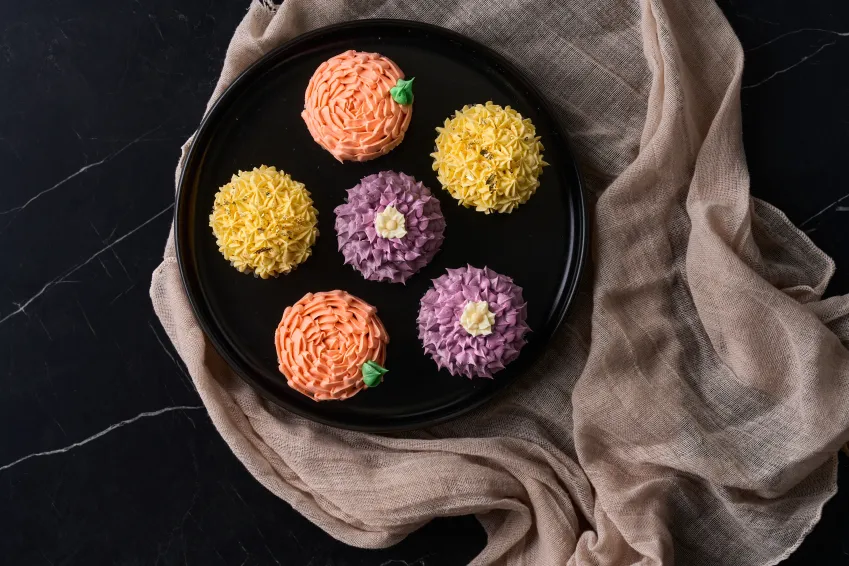 M&O's Mini Cupcake Collection