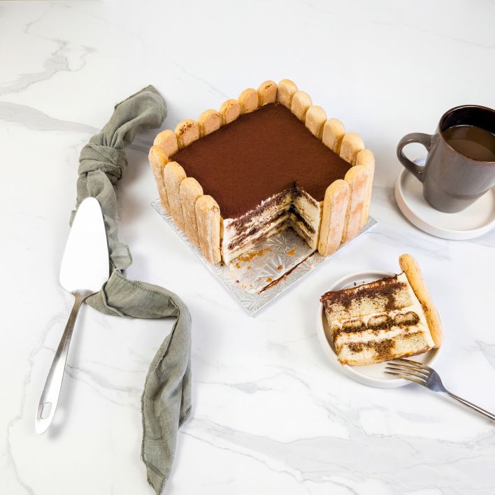 Tiramisu Cake