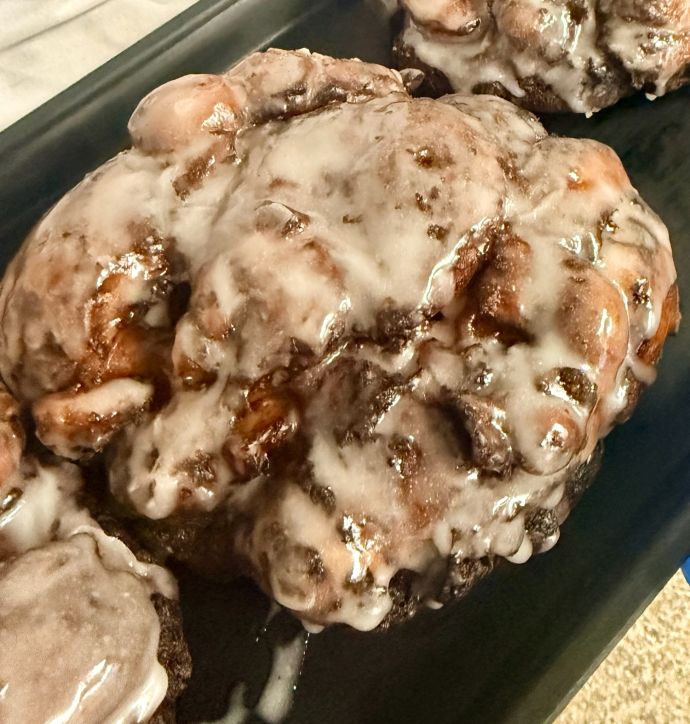 Jumbo Apple Fritter