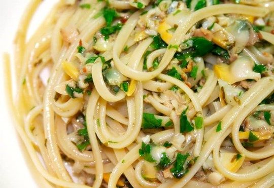 Linguini White Clam Sauce