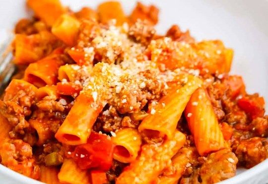 Rigatoni Bolognese