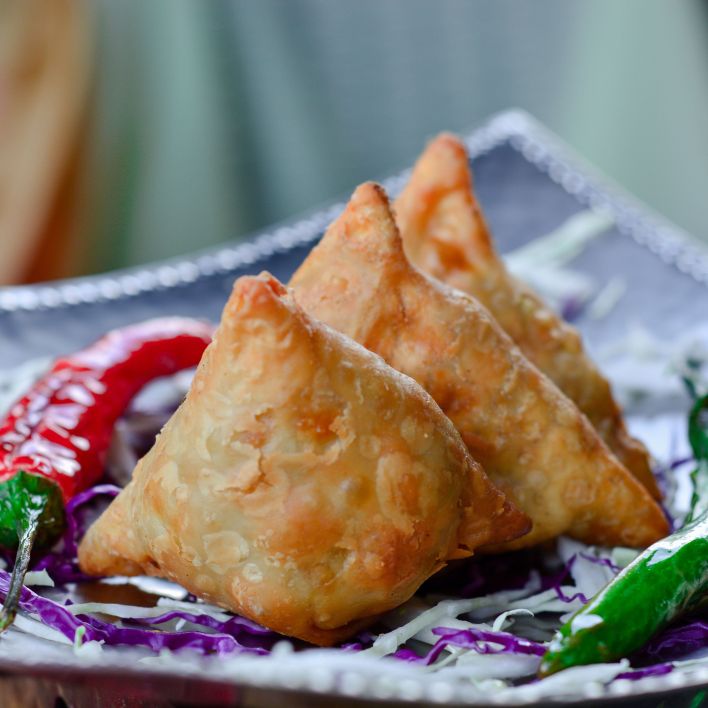 mini vegetable samosas