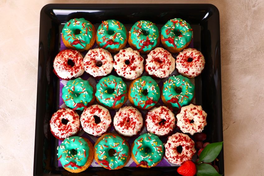 Mini Holiday Bundt Cakes