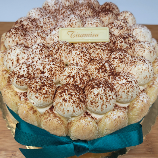 Tiramisu Cake