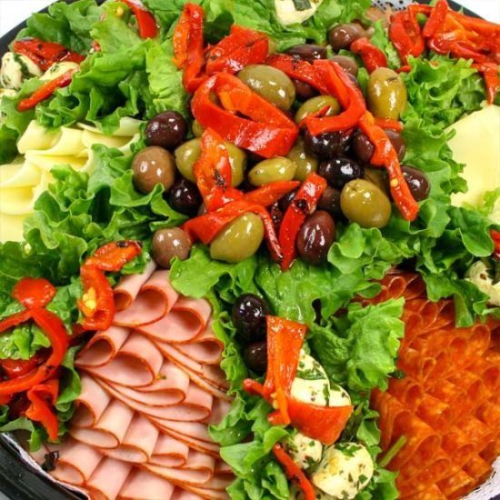 Italian Classic with Salad and Rolls - Small 