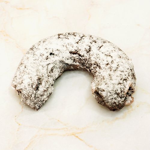 Chocolate Creme Horn Chocolate Cake